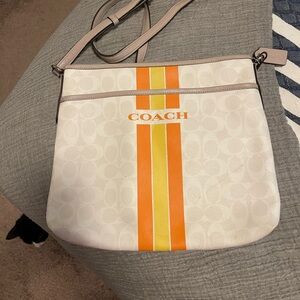 Coach crossbody purse with make up pouch